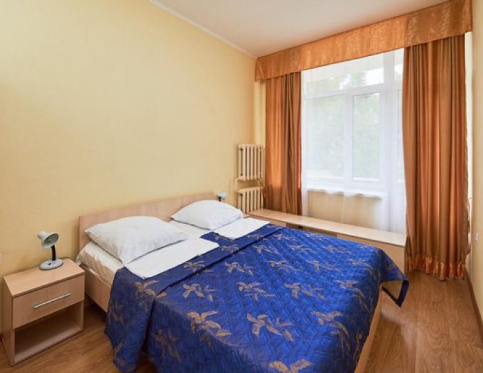 Двухместный двухкомнатный номер - Санаторий «Солнечногорский»